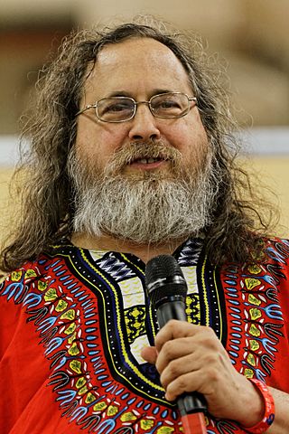 https://fgallaire.flext.net/debian-et-rms-richard-stallman-la-montagne-a-accouche-dune-souris/